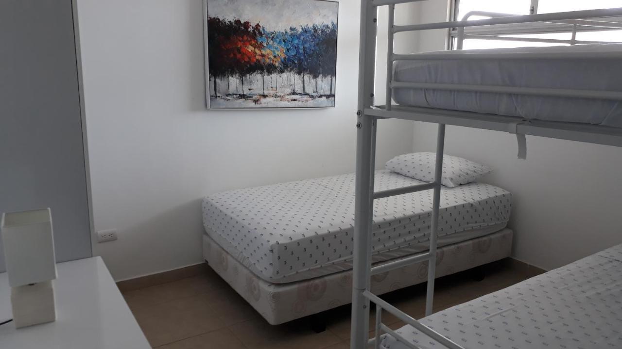 Apartmán Lindo Departamento Al Pie De Playa Edificio Torre Oceanica Salinas  Exteriér fotografie